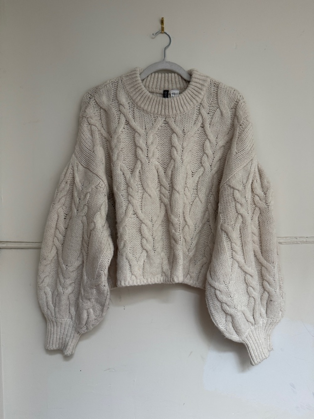 H&M Cream Cable Knit Balloon Sleeve Crewneck Sweater